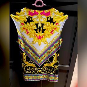 Joseph Ribkoff scoop neck sleeveless top